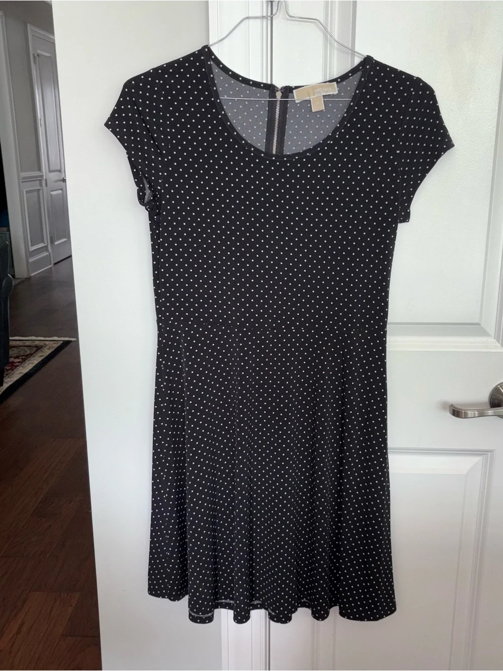 Michael Kors Polka Dot Skater Dress sz medium very stretchy & flowy EXCELLENT